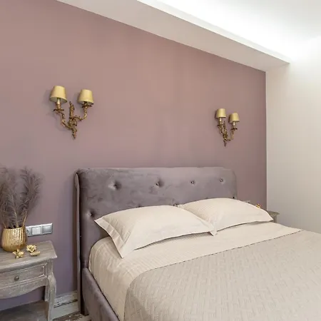 Apartment Petite *