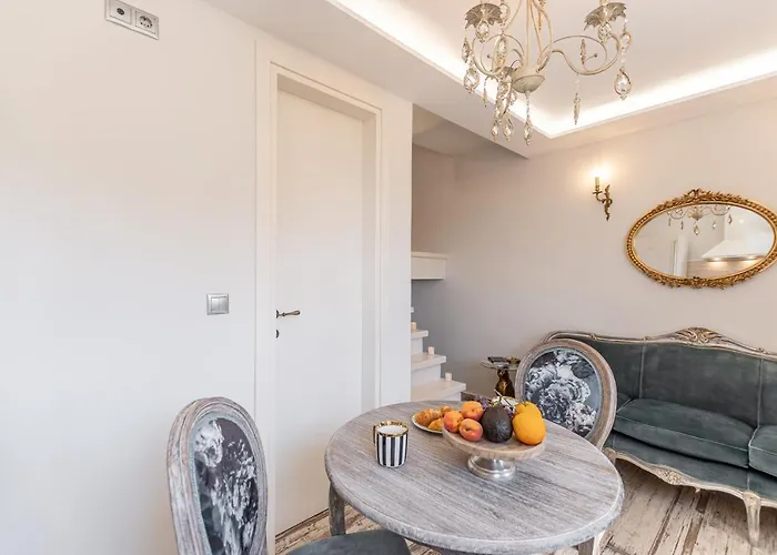 Petite * Αγγίδια