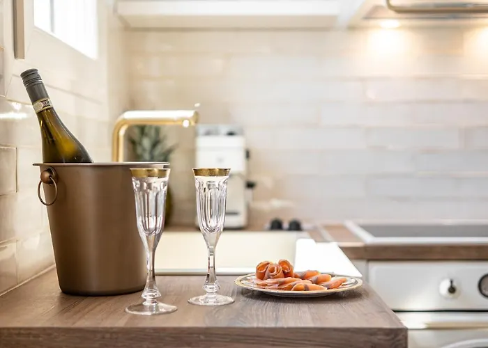 Petite * Αγγίδια